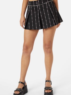 Barbed Wire Inverted Pleat Skort